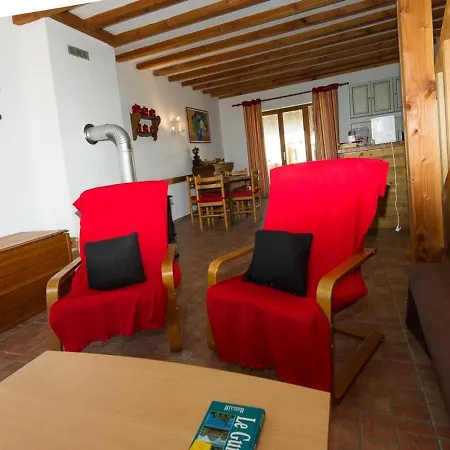 Holiday home Charmante Grange Renovee Avec Jardin, Terrasse Et Animaux Acceptes - Fr-1-489-47