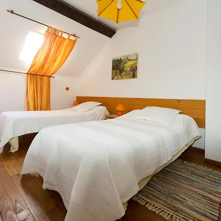 펜션 Charmante Grange Avec Jardin Et Animaux Acceptes - Fr-1-489-47 Châtel-Montagne