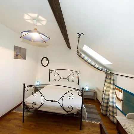 Charmante Grange Avec Jardin Et Animaux Acceptes - Fr-1-489-47 Châtel-Montagne